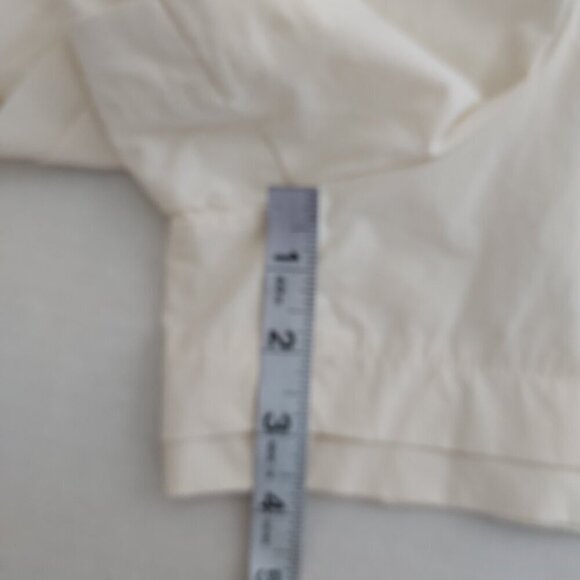 Calia Double Layer Hem Hi Rise Cream Shorts Size XL - Picture 5 of 10